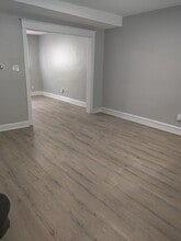 Building Photo - 1530 S Corlies St