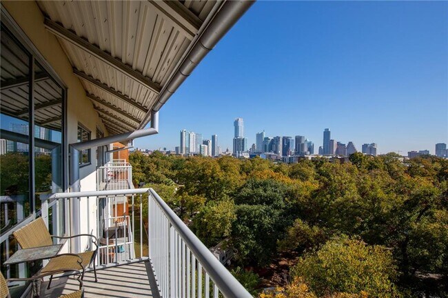 Foto del edificio - 1600 Barton Springs Rd