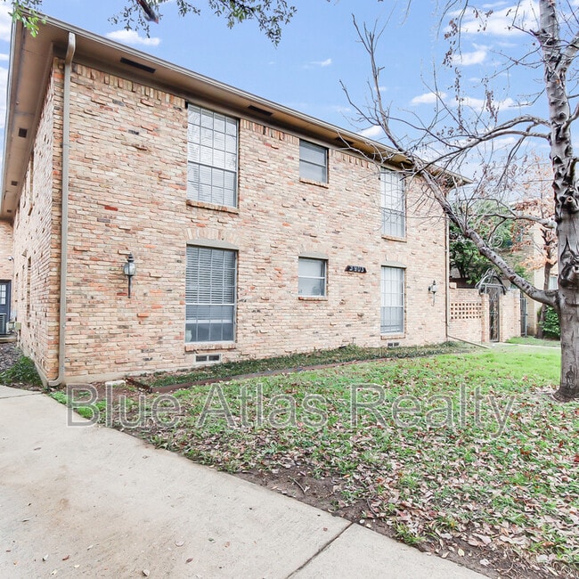 Building Photo - 3903 Hawthorne Ave