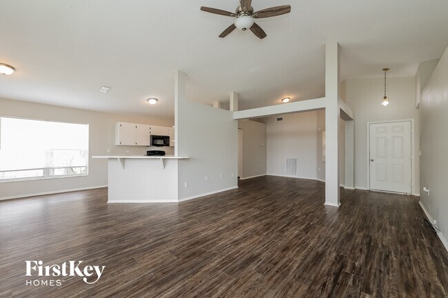 Building Photo - 40 St Kitts Cir