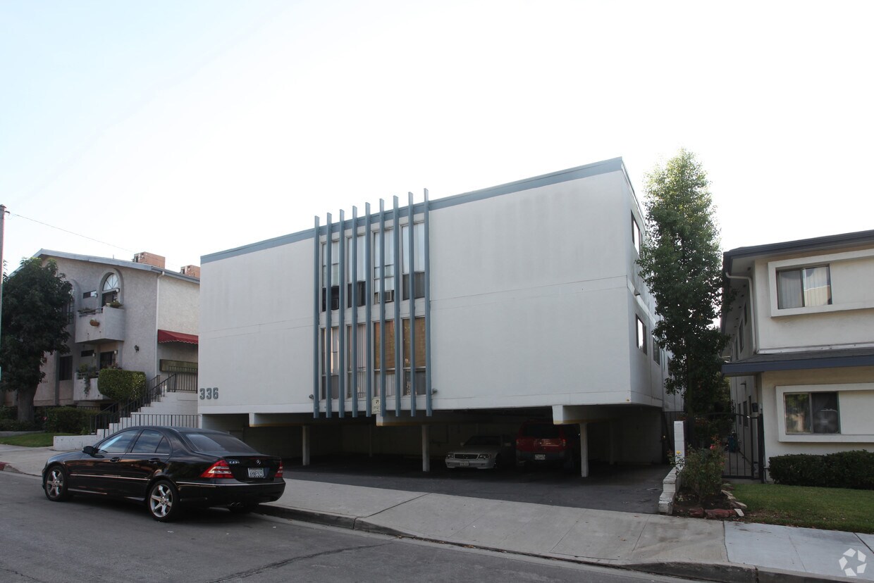 Foto del edificio - 336 E Santa Anita Ave