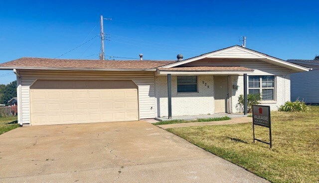 Photo - 929 NW 20th St (Moore, OK)