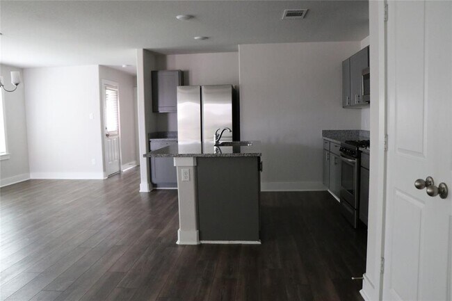 Building Photo - 7011 Highland Cypress Trl