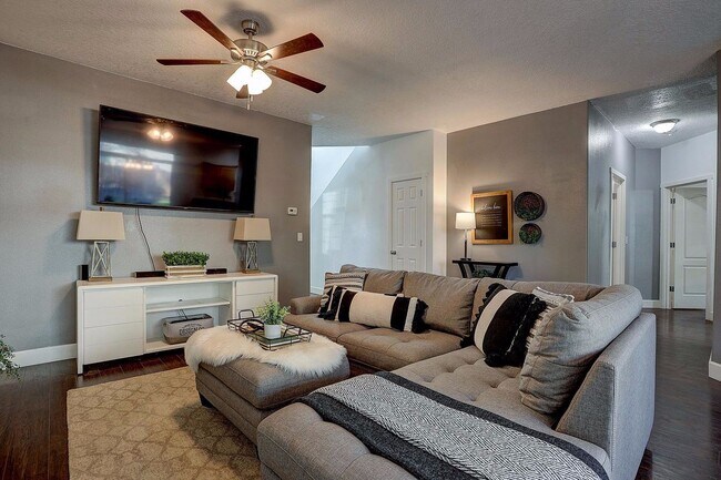 Foto del edificio - Great SW Bend Home Minutes from the Old Mill!