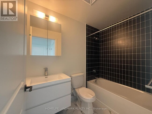 Building Photo - 56-2156 Andre de Grasse St