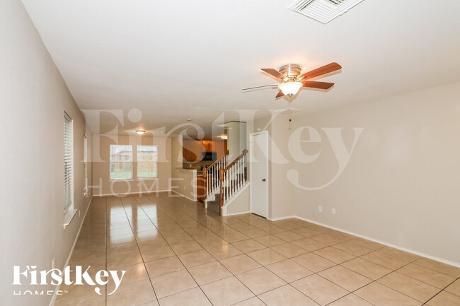 Foto del edificio - 3643 Bridgebluff Ln