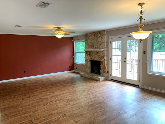Building Photo - 416 Mountain Laurel Dr