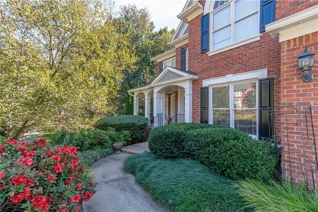 Foto del edificio - 651 Briarleigh Way