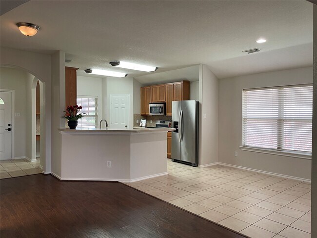 Building Photo - 25615 Winford Estate Dr