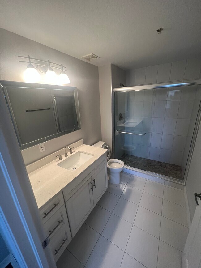 Building Photo - 4710 Saint Croix Ln