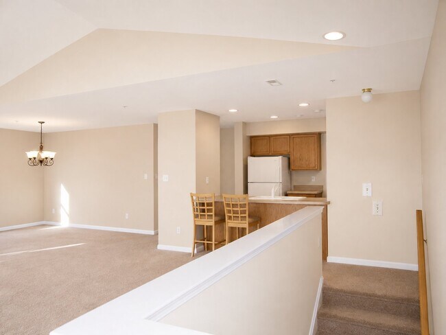 Building Photo - 140 Horseshoe Dr