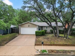 Building Photo - 7811 Croftwood Dr
