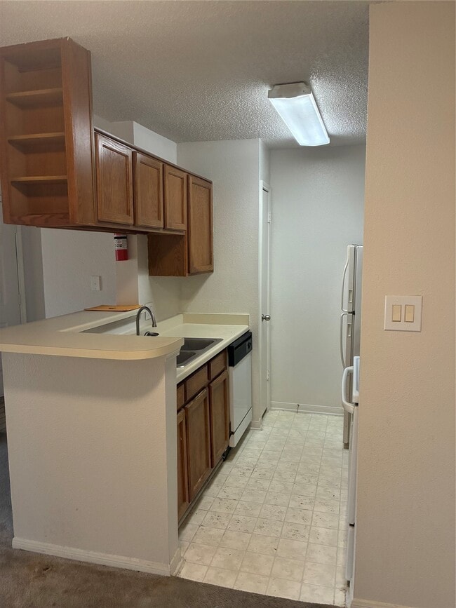 Foto del edificio - 2121 Hepburn St