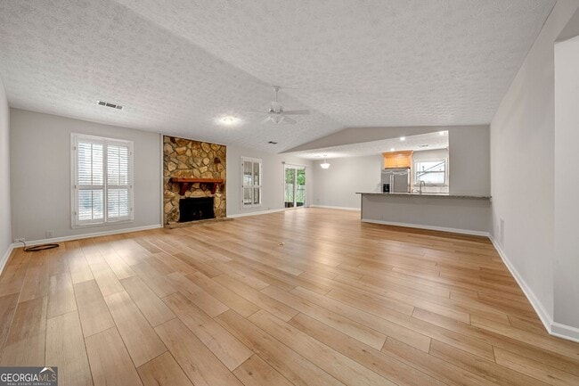 Building Photo - 503 Waterwood Bend