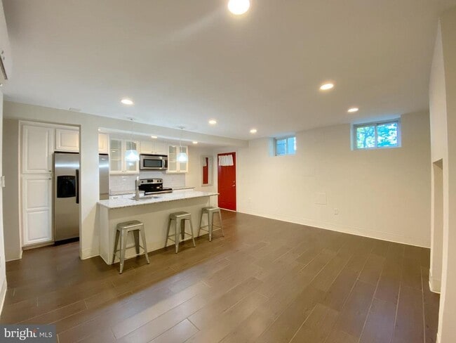 Foto del edificio - 928 P St NW
