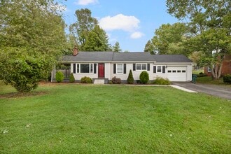 Building Photo - 314 Crossway Rd