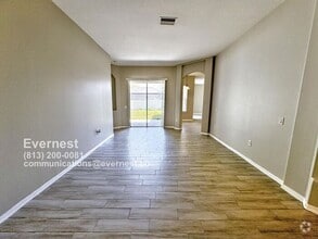 Building Photo - 2711 King Surrey Ct
