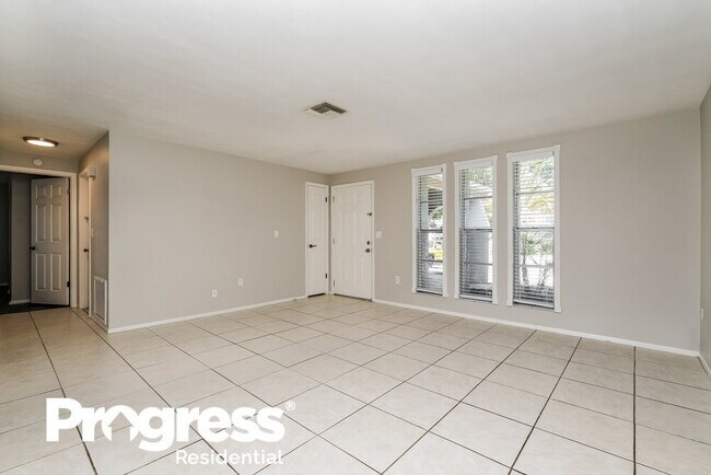Building Photo - 4212 Woodtrail Blvd