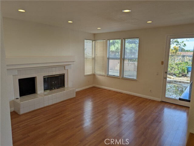 Building Photo - 27 Heatherwood
