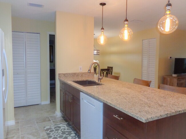 Building Photo - 3001 58th Ave S