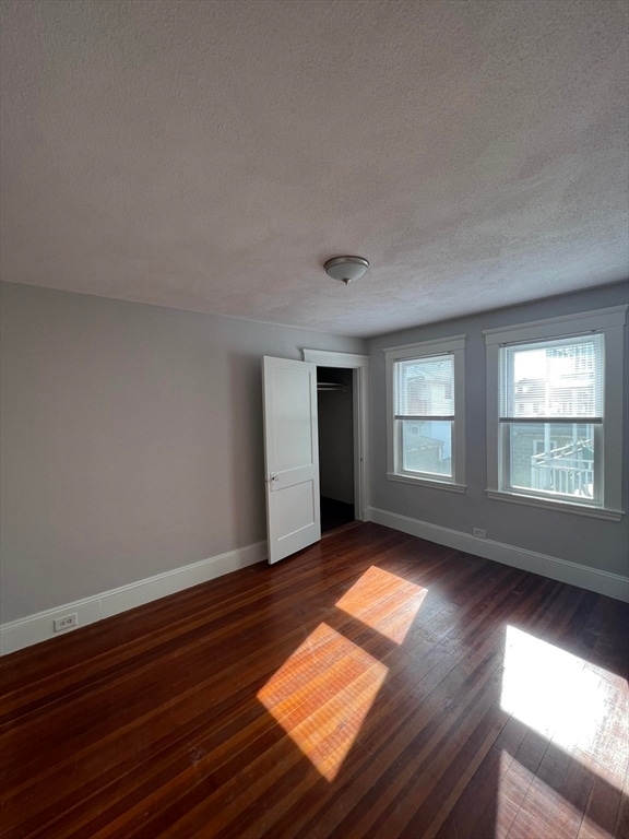 Building Photo - 215 Forest St