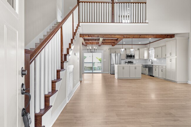 Foto del edificio - 1314 Highgrove Ln