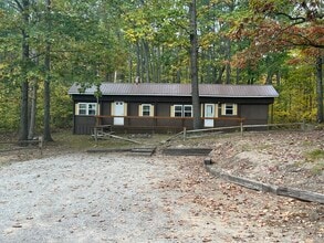 Building Photo - 964 Ranch Rd