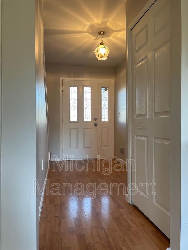 Foto del edificio - 44947 Forest Trail Dr