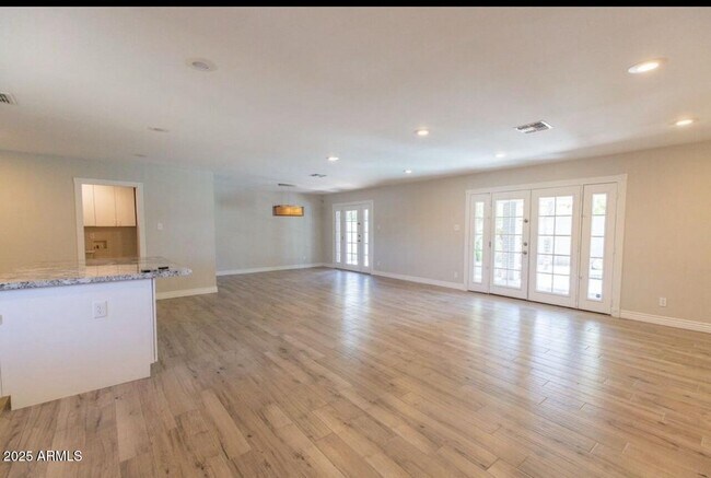 Foto del edificio - 5120 S Dorsey Ln