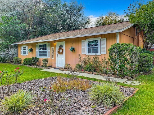 Foto del edificio - 6170 NW 57th Ct