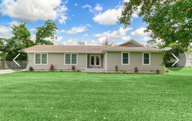 Building Photo - 3030 Amelia Rd