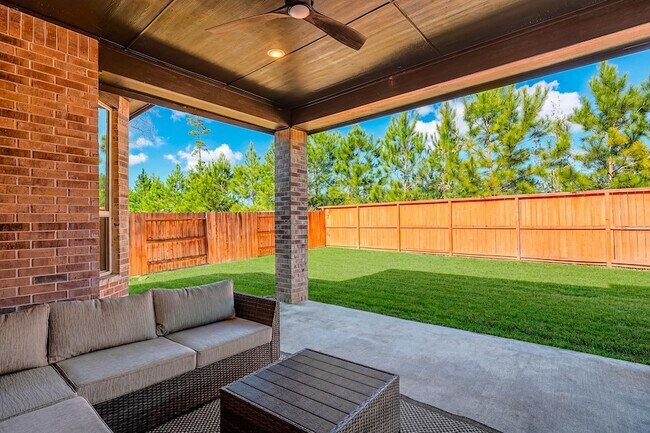 Foto del edificio - 662 Lost Maples Bend Ln