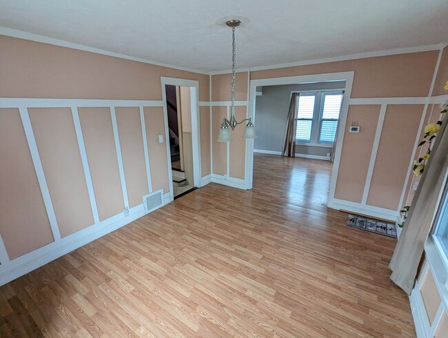 Building Photo - Charming Classic Colonial with Modern Comf...