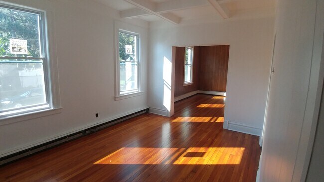 Foto del edificio - 98 Chestnut St