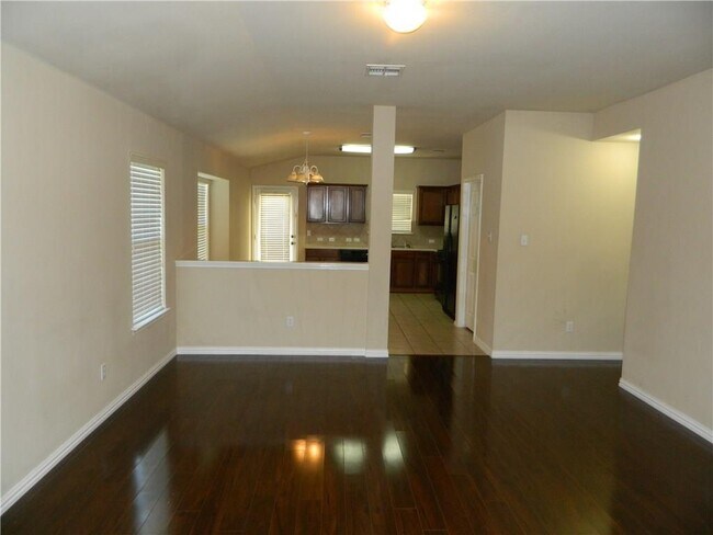 Building Photo - 3149 Henderson Path