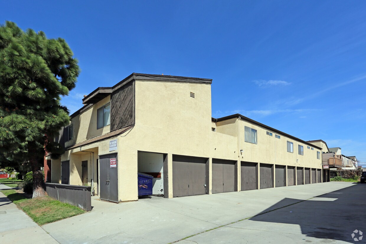 Building Photo - 2522 England St