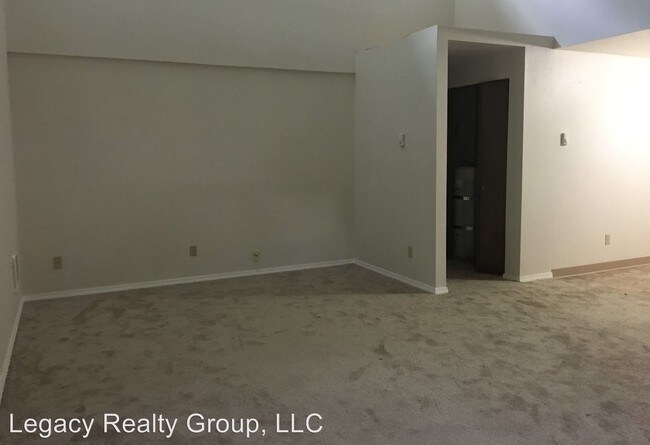 Foto del edificio - 9009-9015 SE Clackamas Rd