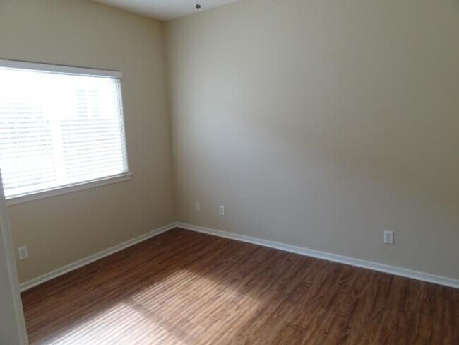 Building Photo - 1591 Huckleberry Arroyo Grande CA