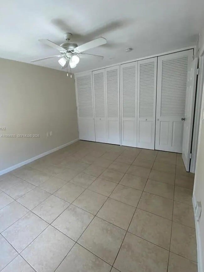 Foto del edificio - 1600 NE 114th St