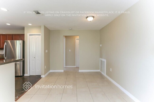 Foto del edificio - 8410 NW 24th Pl