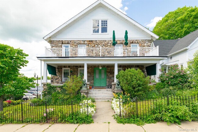 Foto del edificio - 17 Washington Ave