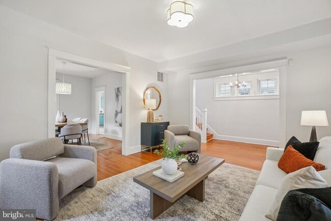 Foto del edificio - 2439 Monroe St NE