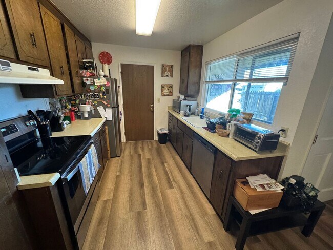Building Photo - West Davis Home