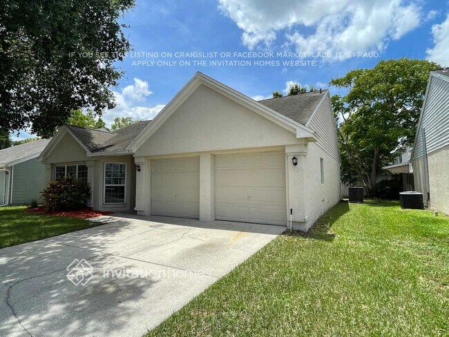 Building Photo - 829 W Charing Cross Cir
