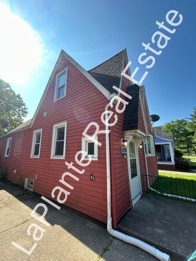 Building Photo - 3510 Wallwerth Dr