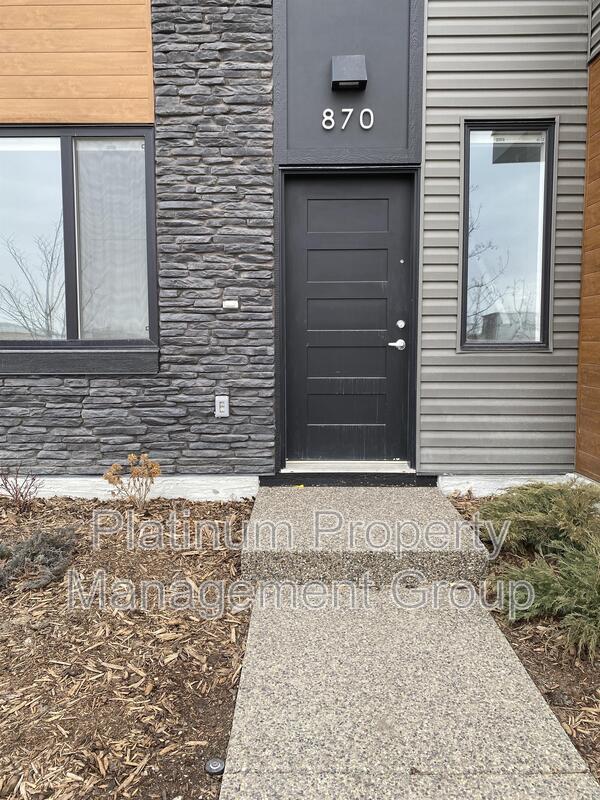 Photo du bâtiment - 870 Cornerstone Blvd NE