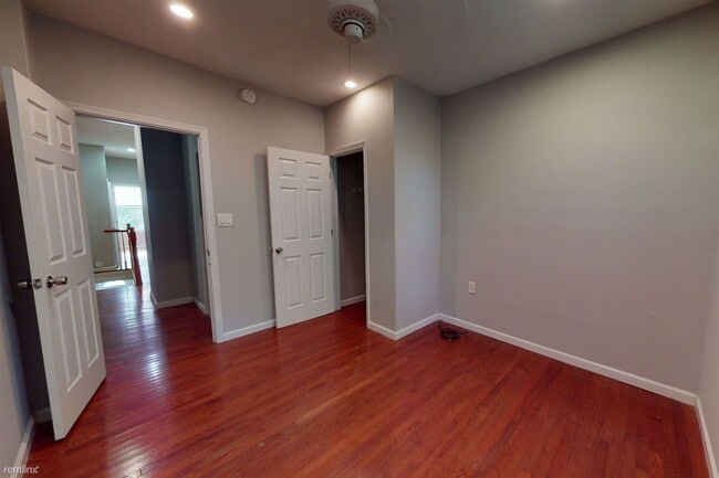 Building Photo - 5 br, 2 bath House - 2215 N SYDENHAM ST Un...