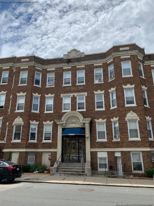 Foto del edificio - 221 Kelton St