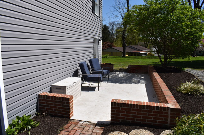 Side Patio and Seating Area - 312 Cedar Ln