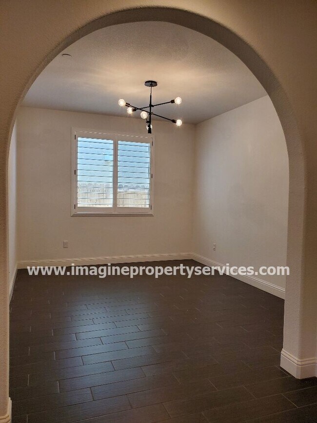 Building Photo - 12674 Evanston Way